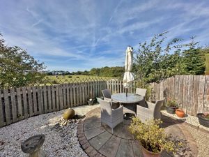 Photo 14- click for photo gallery